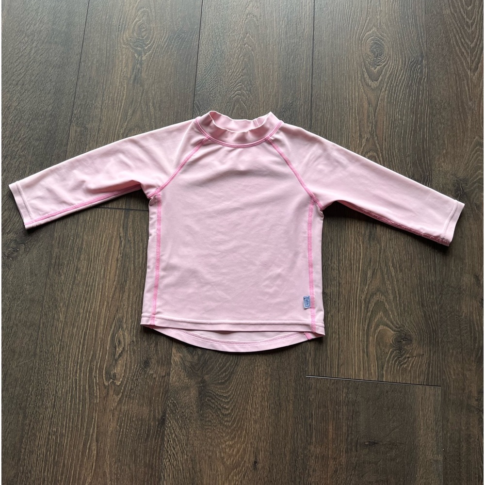 i play rashguard